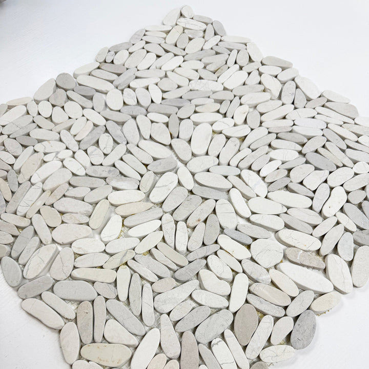 Serene Pebble Series Beige Semi-Matte Sliced Cutting Long Elliptic Shape Natural Pebble Stone Mosaic