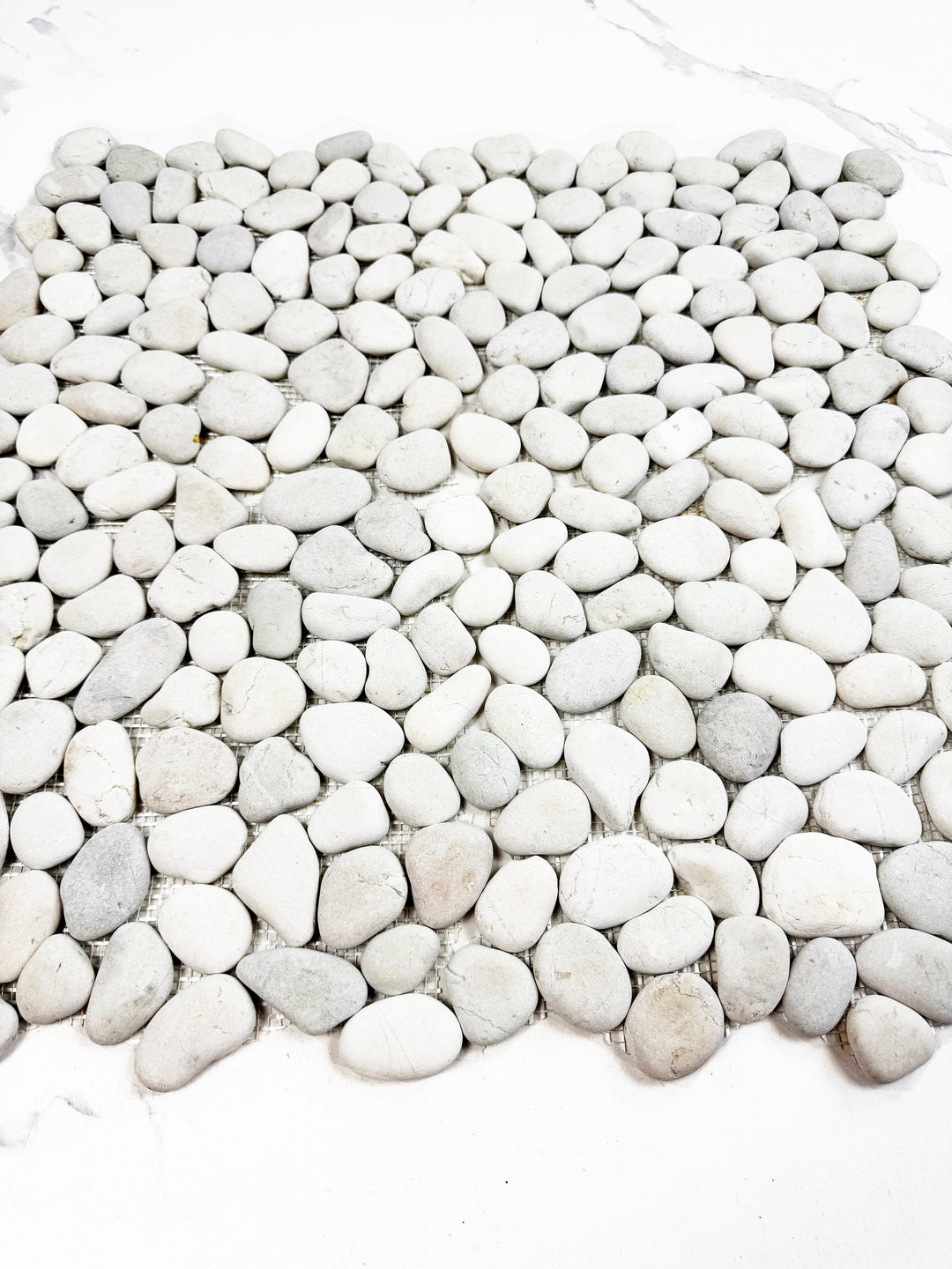 Serene Pebble Series Off White & Light Beige Semi-Matte Irregular Round Shape Natural Pebble Stone Mosaic